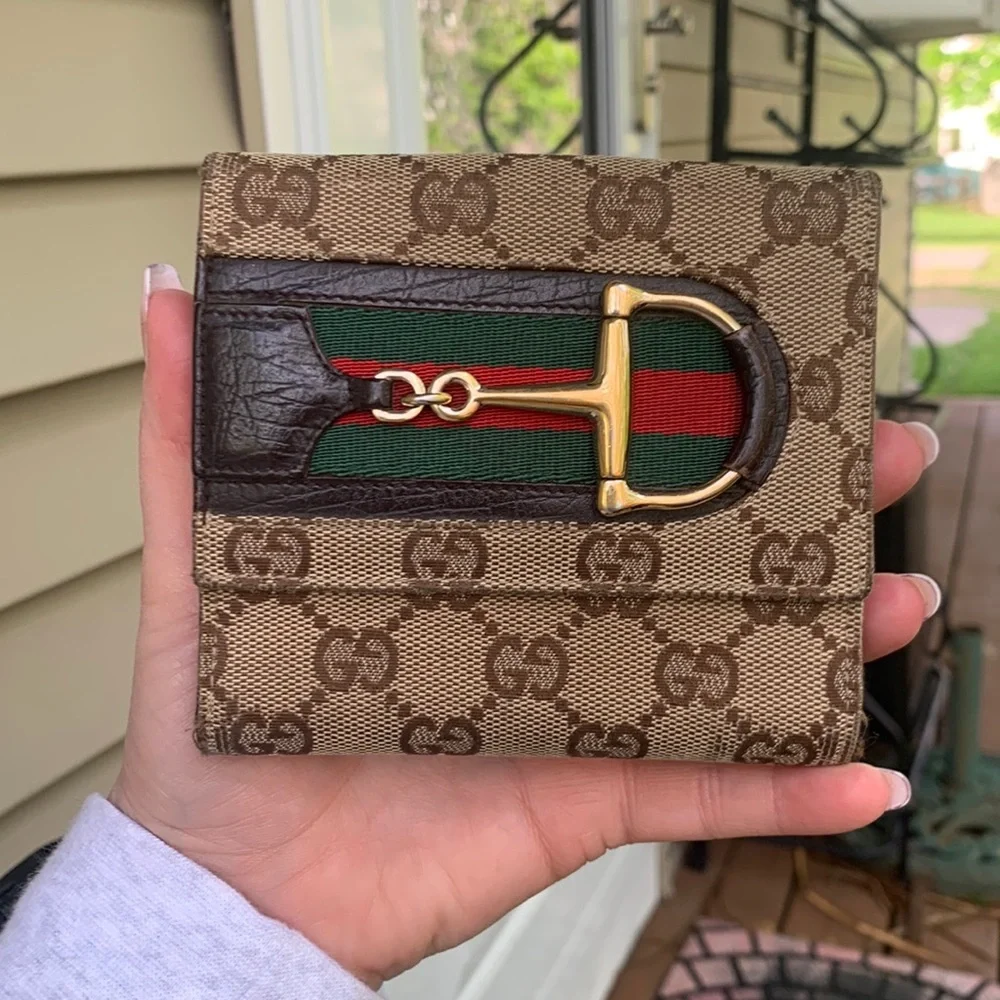 Authentic Gucci wallet